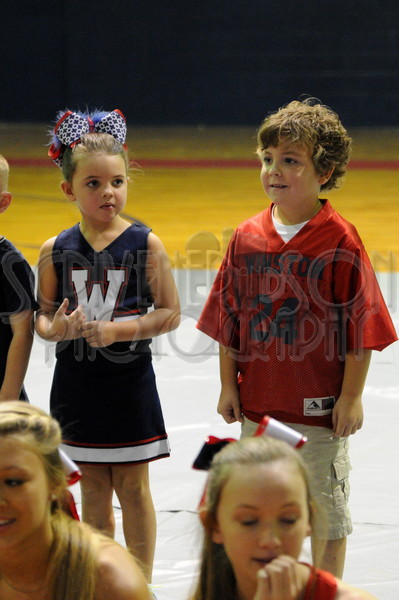 8-28 WA Pep Rally 070.JPG - SCRIVENER D300